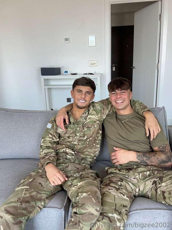 Could you handle the 2 of us at once? 😏