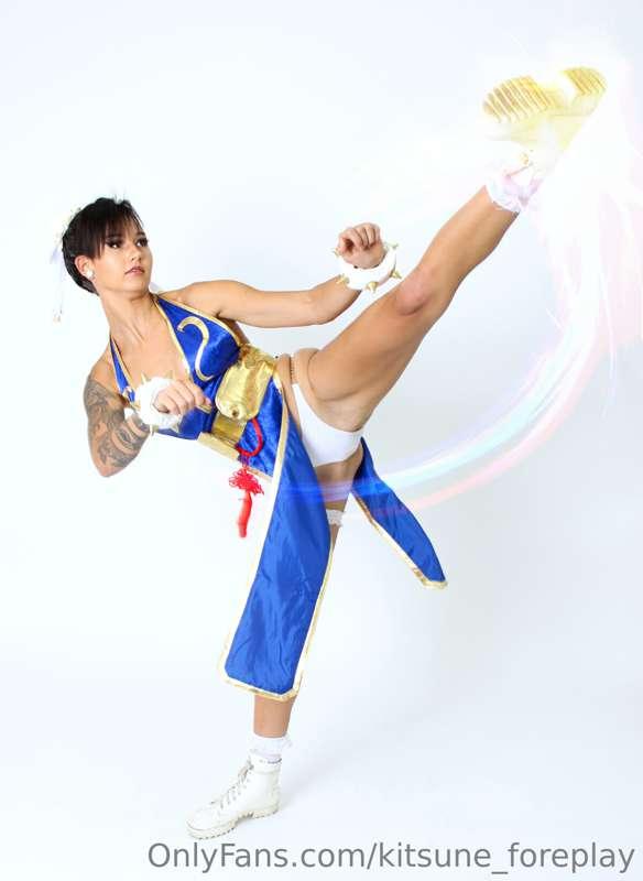 AUGUST ONLYFANS EXCLUSIVES 2/2 : Chun Li from Streetfighter!..