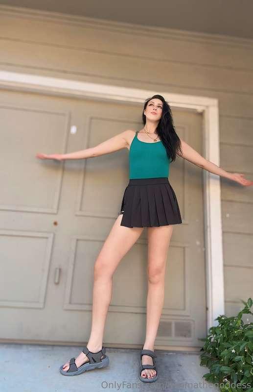 Full set short black skort and green tank🥰🖤🫶🏼😈