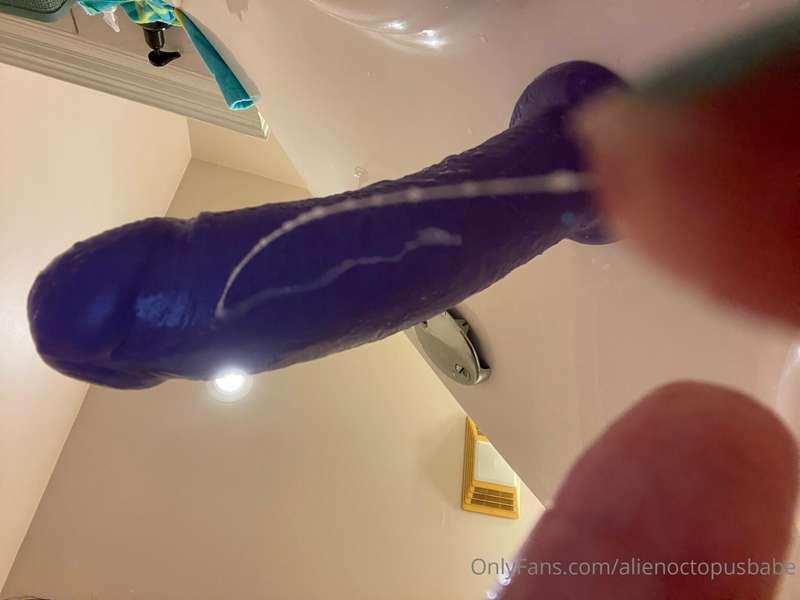 Creamed all over my dildo 🤤