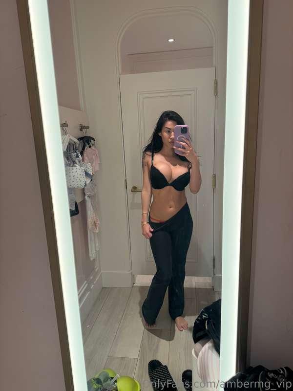Cum spread these thighs wide and fuck me like you’ve never f..