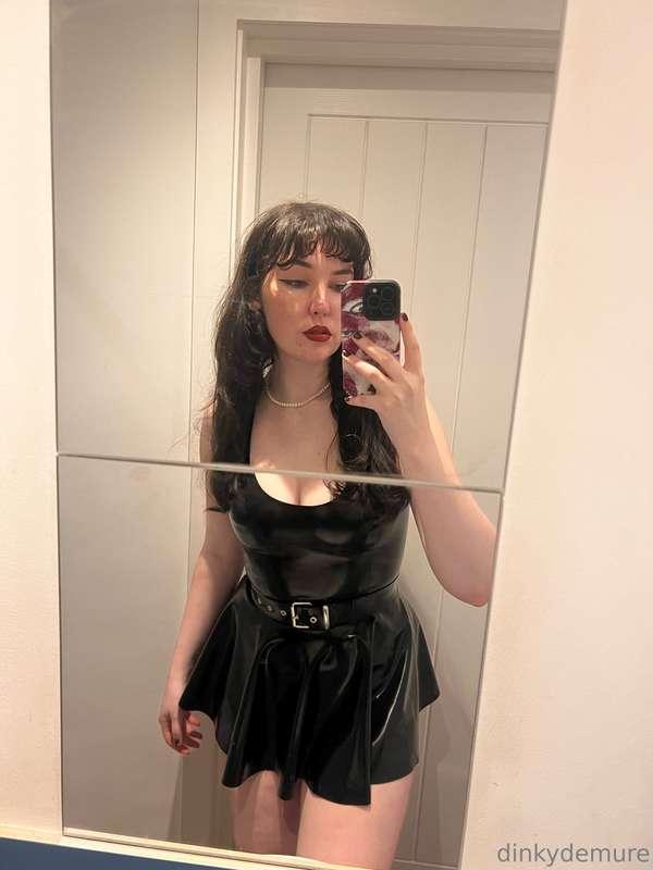anyone in the mood for a cock rating? I’m feeling particular..