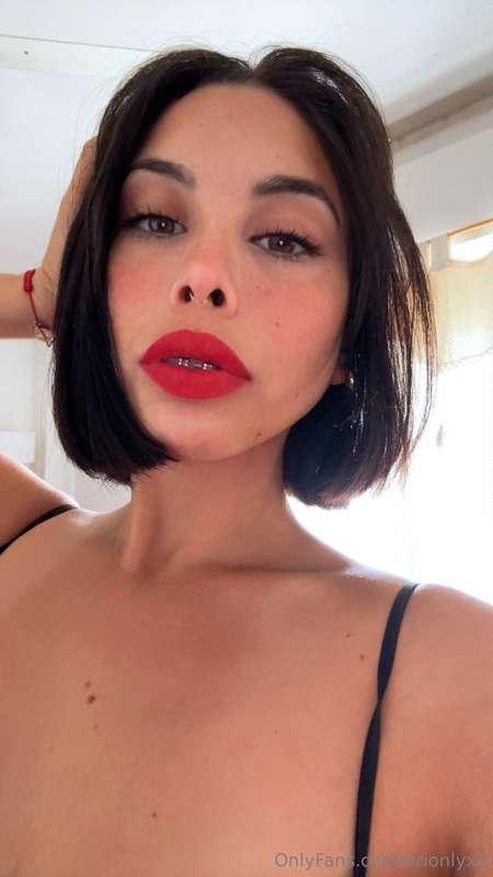 Let me kiss you 💋