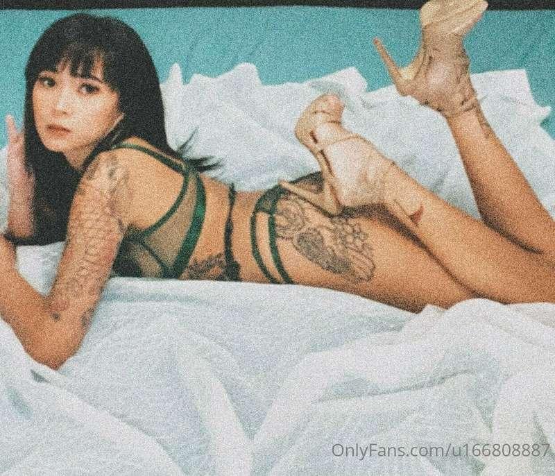 My fave position? The one that you're on top of me 😈
