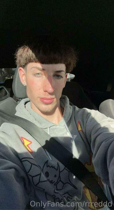 every time i take pics in my car all i can think about is ca..