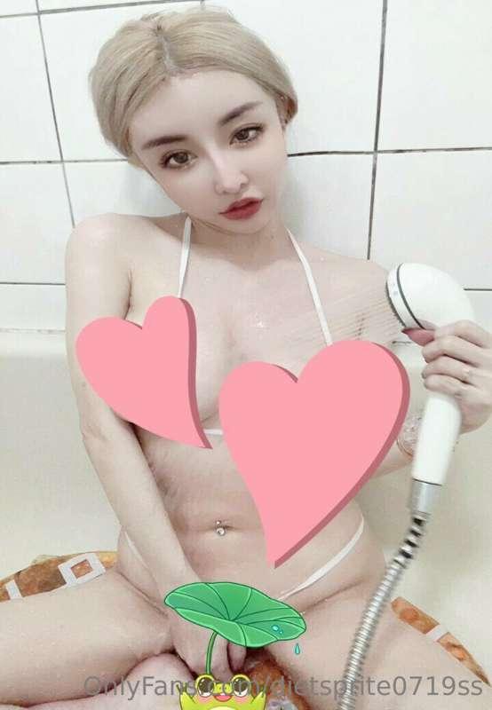 https://linkpota.to/sprite0719ss
來likey看我洗香香吧💦😋