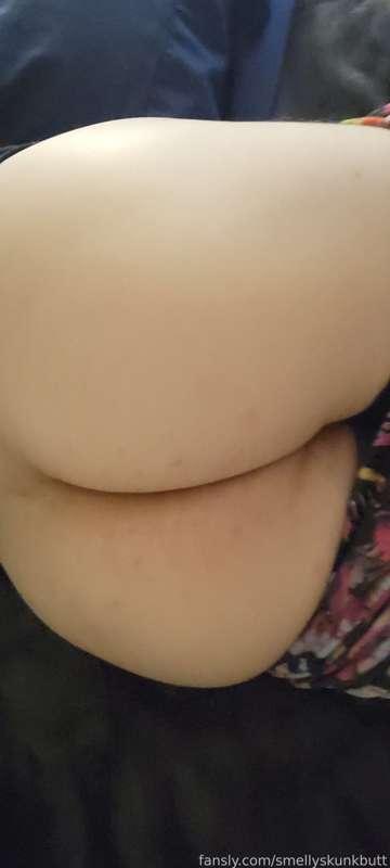 smellyskunkbutt image #3