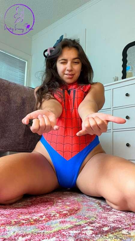 luckylacyrose image #1