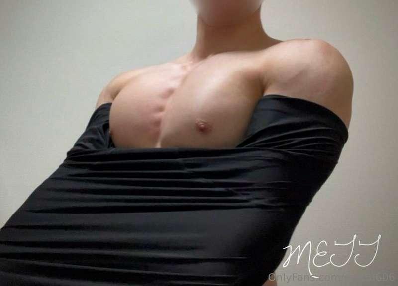 Shirt about to come off ☺️