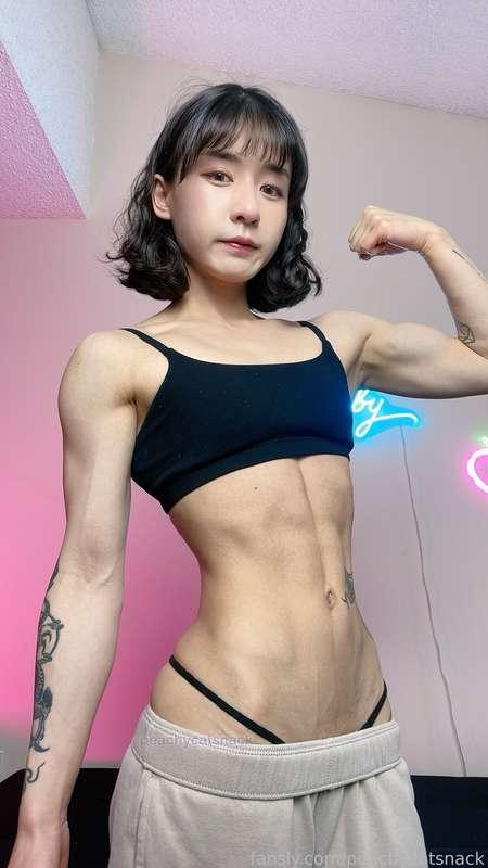 peachycatsnack image #4