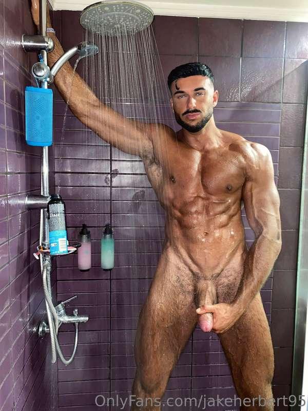 Dirty boy needs cleaning 😈