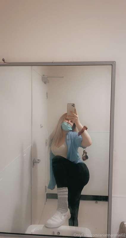 ariannaranai02 image #0