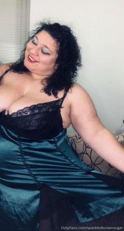 Just wanting to wear my lingerie 🍃.