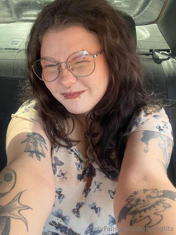 Your daily reminder 👉💋