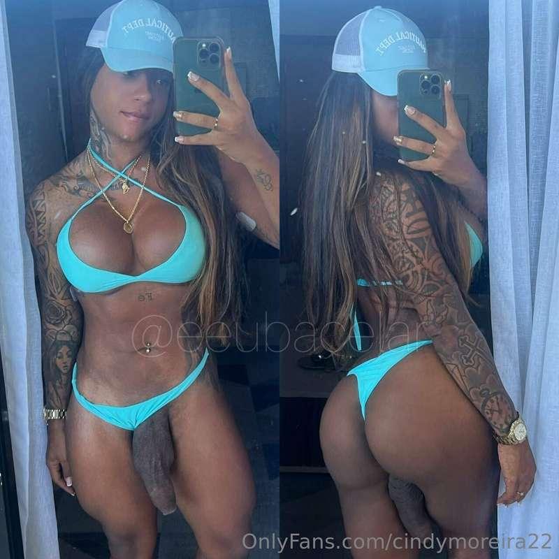 Hello daddy👋 my new friend is super sexy🤤🔥she's a sex bomb💣
..