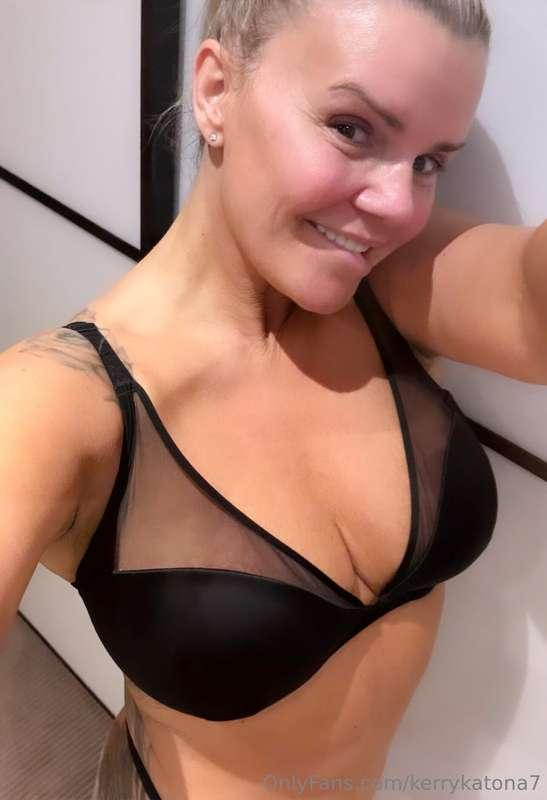 kerrykatona7 main image