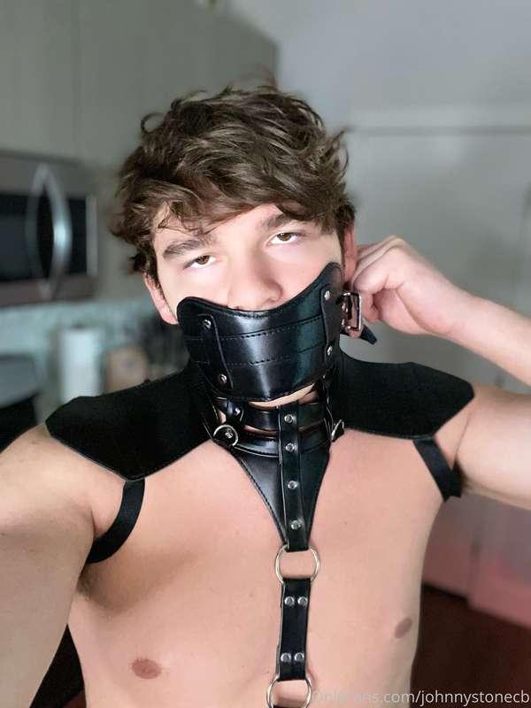 Reminder to follow me for free on peach.com/johnnystonecb I’..