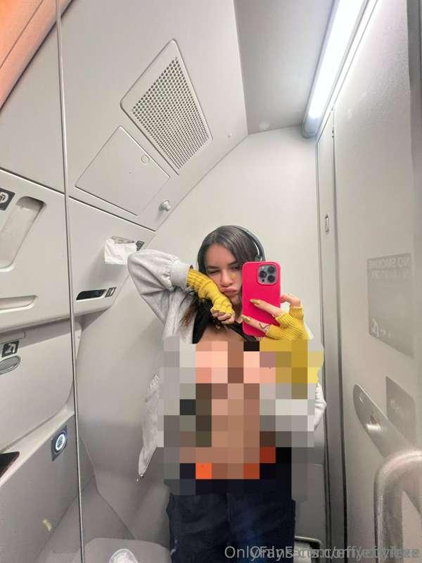 why do plane bathrooms make me feel so kinky??