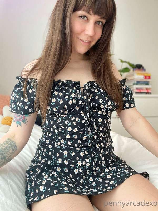 Swipe to see what’s under my dress 😇