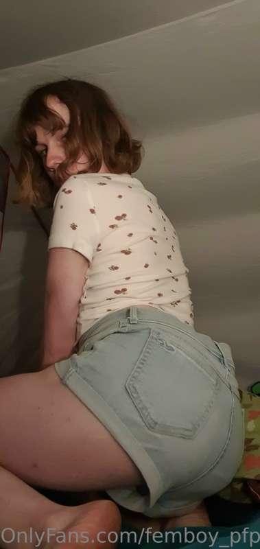 femboy_pfp image #0