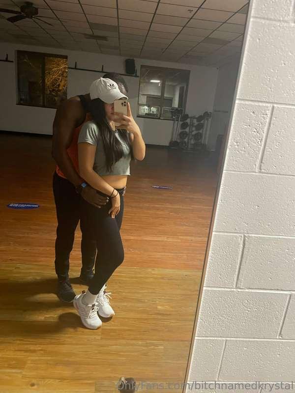Post workout stretch out with my trainer 😈