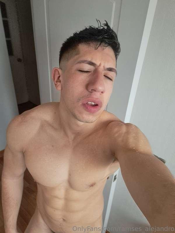Hombre 😶‍🌫️