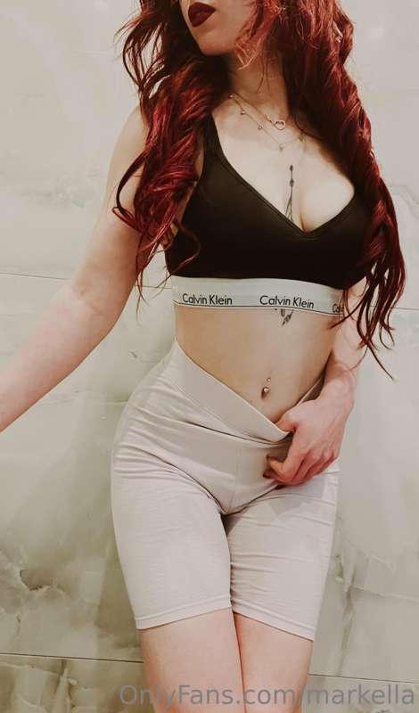 Take it off?
See more on my VIP 😘