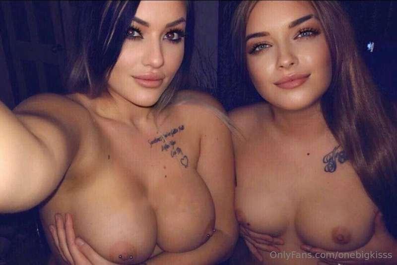 🔞𝐅𝐑𝐄𝐄🔥MOST EXPLICIT LESBIAN PAGE ON ONLYFANS🥵💦😈 FOLLOW FOR 𝐅..