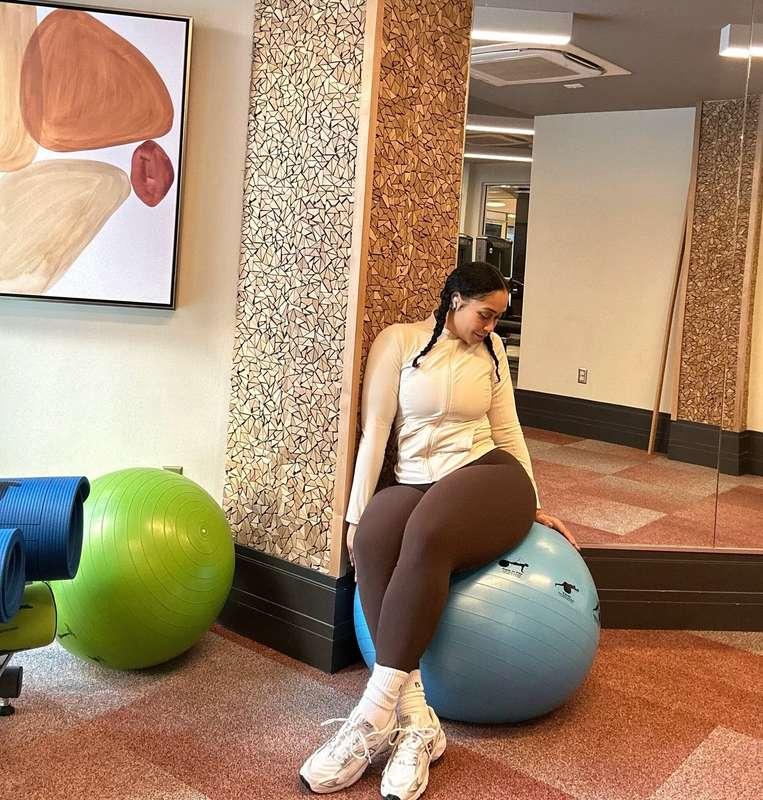 The gym is gymming 😏🍑