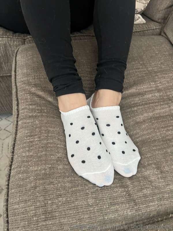 mrs_footjobqueen image #8