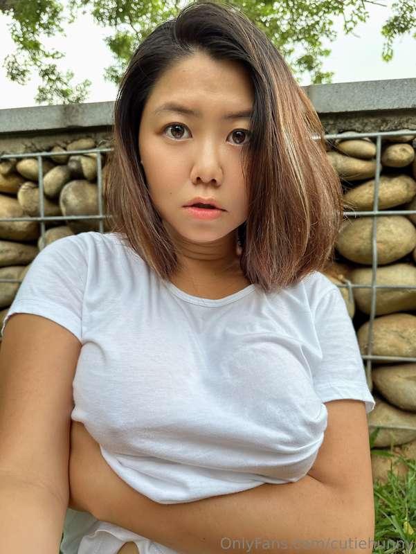 Do you think they noticed my nips at the park today?? 🫣 I lo..