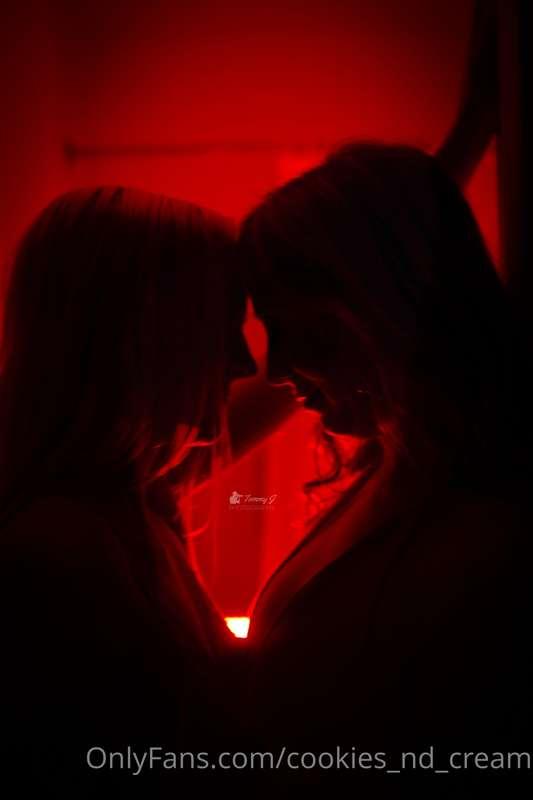 Things slowly heating up who wants more
@barbieebabyyy @dadd..