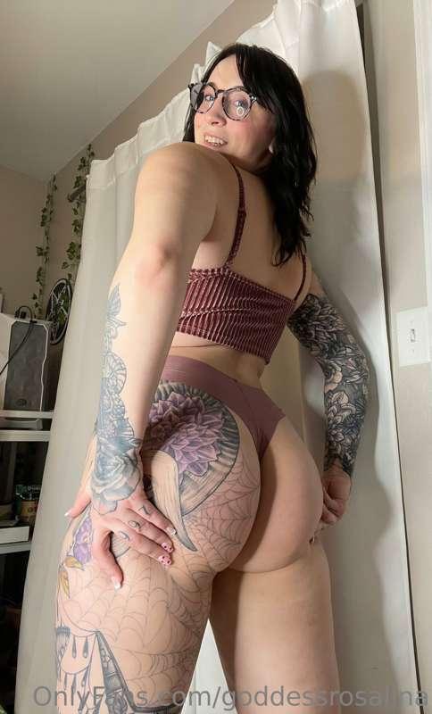 For the uncensored stuff and 40 full length videos on wall f..