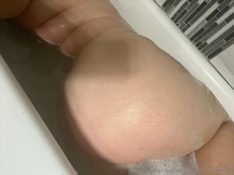 Tub time with Pine. Unlock the next post or sub to VIP to se..