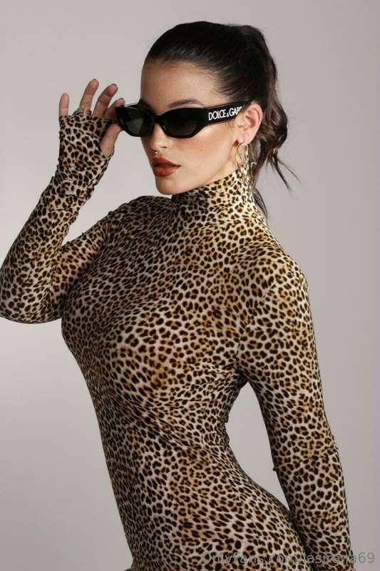 lasirena69 image #1