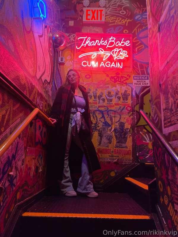 I need one of these neon lights please😘💕