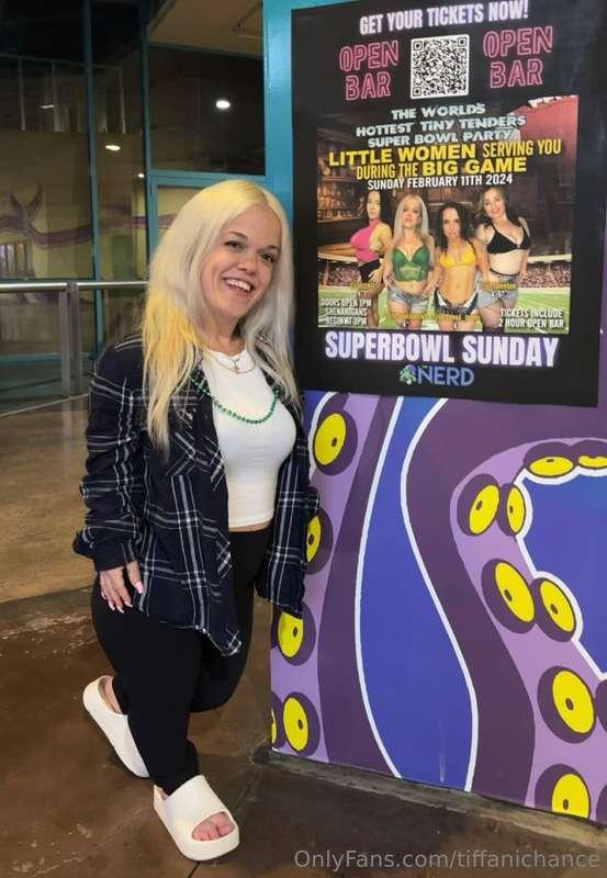 Catch me in Vegas for the Super Bowl 💖