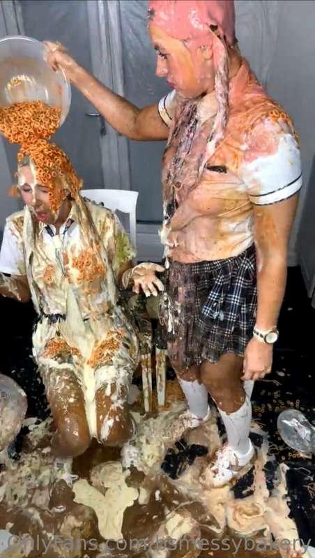 bsmessybakery image #9