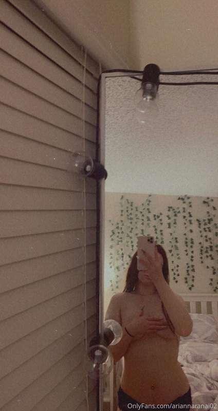 ariannaranai02 image #1