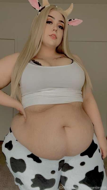 I think I’m a cute cow 🐮💕
