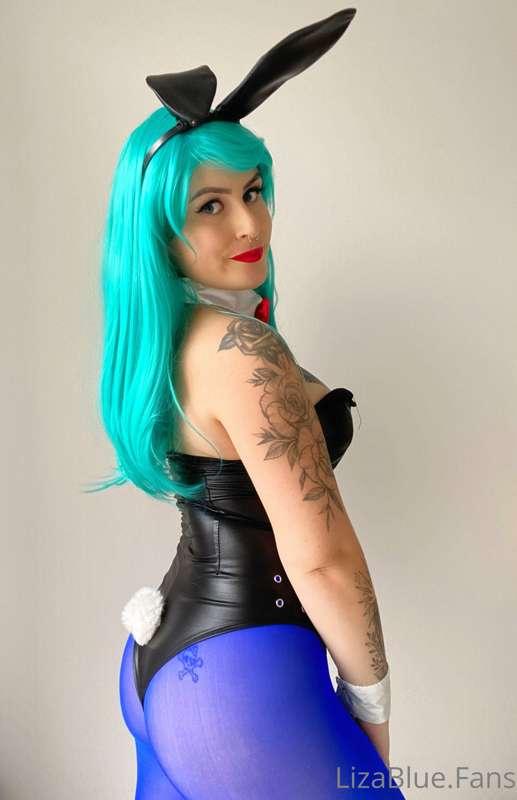 bulma bunny cosplay 🥵
this Bulma looks a lot more naughty