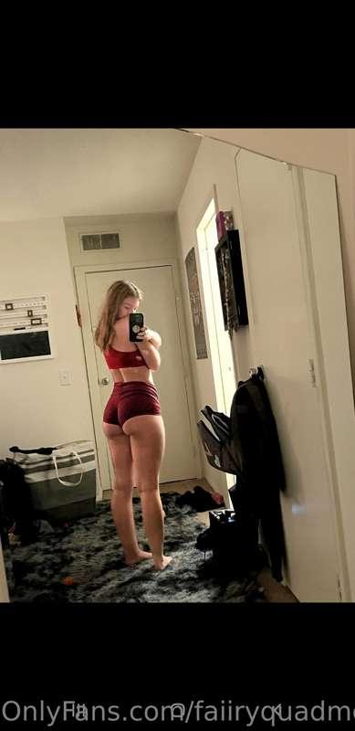 hope you guys have been having a good day so far😊Heres somet..