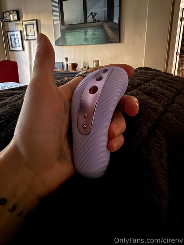 Yay for handy toys to start the morning right 😉 funny story ..