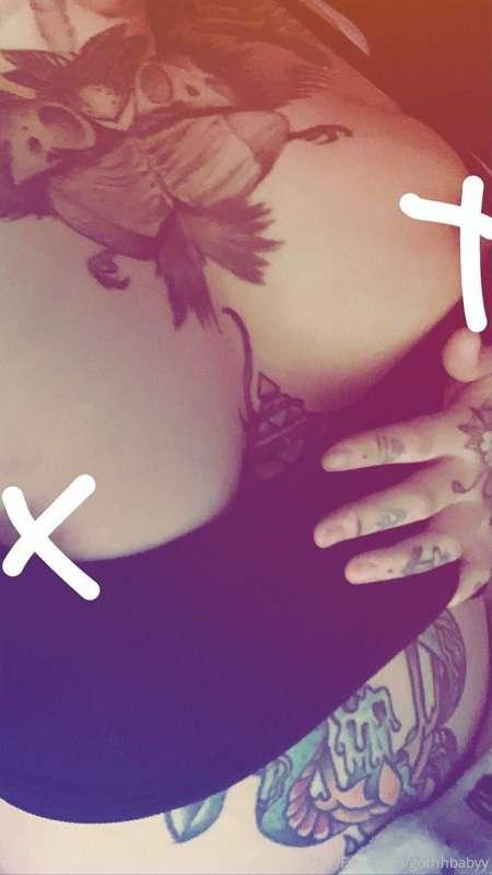Follow this babe for all your kinky goth girl needs 😈 SALE 3..