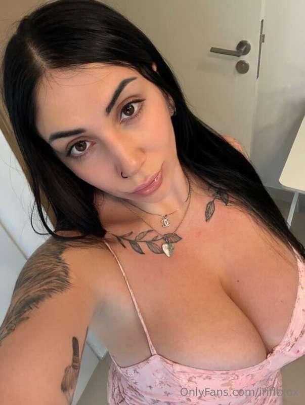 Eyes up here… or did you already get lost? 😉