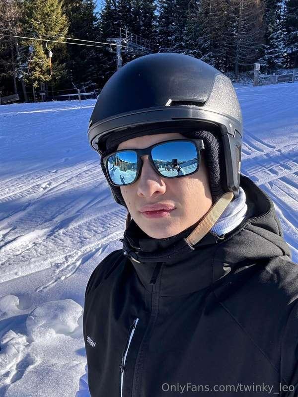 Du kannst dir gar nicht vorstellen, was ich alles anhabe. ⛷️..