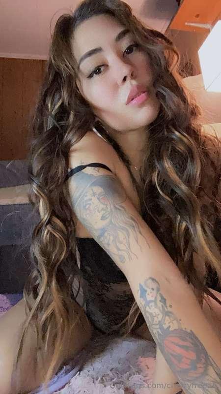 Sexy in black 👀👀