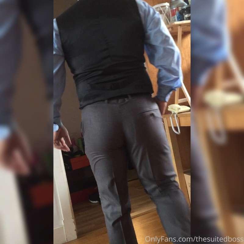 Suited and booted #uniform #suit #bulges #butt #fit #male #f..