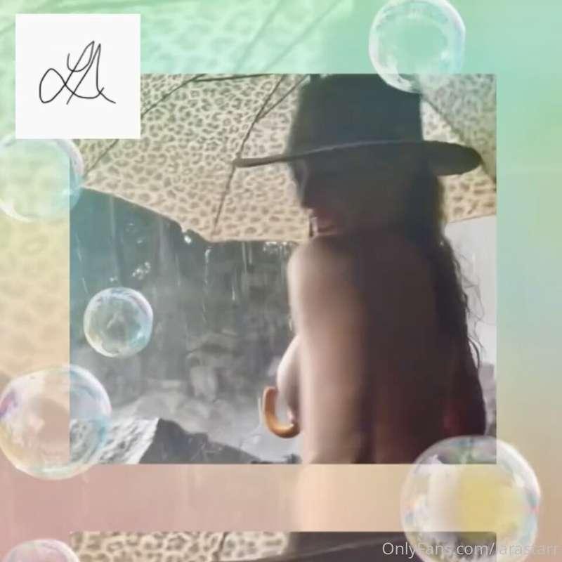 I just love all this rain we’ve been having here lately..☺️🥰..