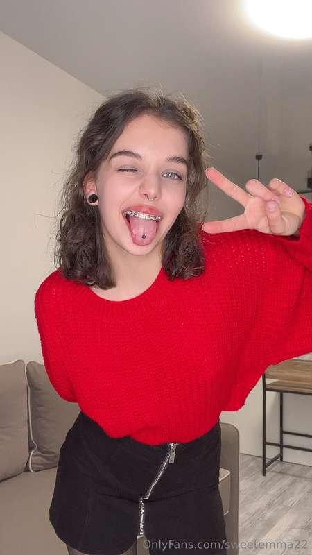 Friday! Send me your favorite emoji that describes you the m..